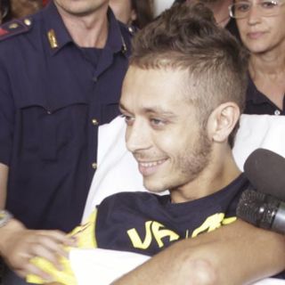 Rossi asume su culpa tras la caída