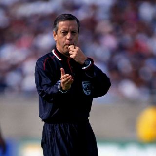 Arturo Brizio le echas porras al arbitraje