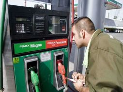 La producción de petróleo, en cuatro años, ha caído en más de 400 mil barriles de petróleo al día. ARCHIVO  /