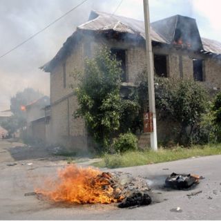 Aumentan a 97 muertos repunte de violencia en Kirguistán