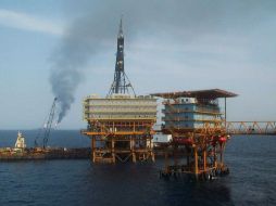 La explotación de los yacimientos en el Golfo es más viable debido al conocimiento de los costos, reconoce Pemex. EL UNIVERSAL  /