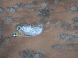 Las fotografías indicaban que ha tenido un aterrizaje sin incidentes en el desierto. EFE  /