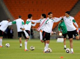 La Selección mexicana entrena a puertas cerradas. EFE  /