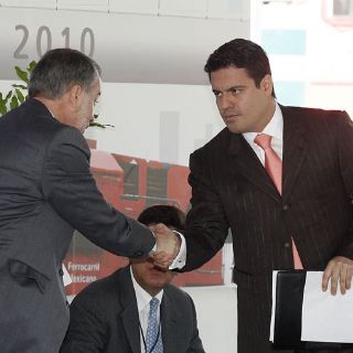 Aristóteles condiciona Vía Express