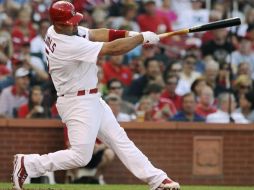 Albert Pujols contribuyó al triunfo de ayer de San Luis con tres imparables, dos carreras anotadas y una impulsada. AP  /