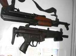 Al momento de su captura los presuntos delincuentes estaban en posesión de seis armas largas y más de mil 300 cartuchos. ARCHIVO  /