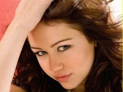 La cantante y actriz Miley Cyrus lanzará nuevo disco. ESPECIAL  /