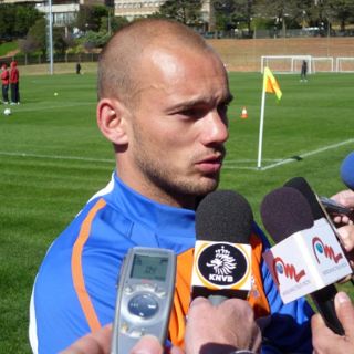 Hay que jugar mejor: Sneijder