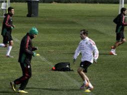 Adolfo Bautista, Gerardo Torrado, Rafa Marquez e Israel Castro, durante el entrenamiento del Tri. REUTERS  /