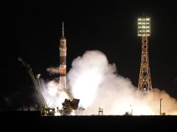 La nave Soyuz TMA-19 despega desde el cosmódromo de Baikonur, Kazajistán. EFE  /