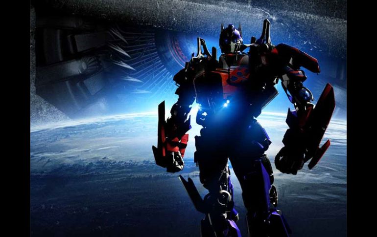 En su primera entrega en 2007, la película tuvo la realización del guión a cargo del mexicano Roberto Orci. ESPECIAL  /