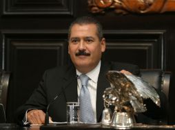El líder de la bancada priísta habló en el pleno sobre el mensaje que Felipe Calderón dio a la nación la noche de ayer. ESPECIAL  /