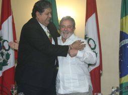 El presidente de Perú, Alan García, y su homólogo brasileño, Luiz Inácio Lula da Silva en la ciudad de Manaos. EFE  /