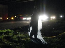 El cuerpo que estaba colgando de una soga, también fue marcado con un mensaje. M. PATIÑO  /