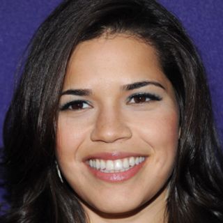 América Ferrera se casará con su novio Ryan Piers