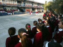 La SEP establecerá medidas para proteger a los planteles educativos de la violencia. ARCHIVO  /