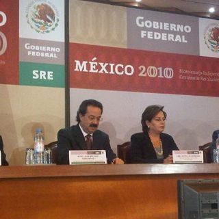 Buscan involucrar a sectores sociales en agencia espacial