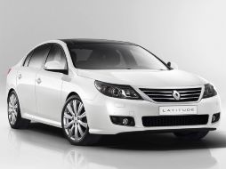 El nuevo Latitude es un coche con esos rasgos orientales en su diseño.  /