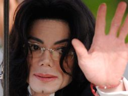 Lejos de la paz eterna. La memoria de Michael Jackson queda en segundo plano ante la lucha. REUTERS  /