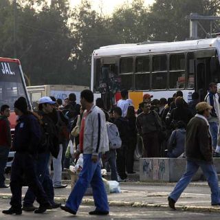 Avanza 75% revisión a unidades del transporte público