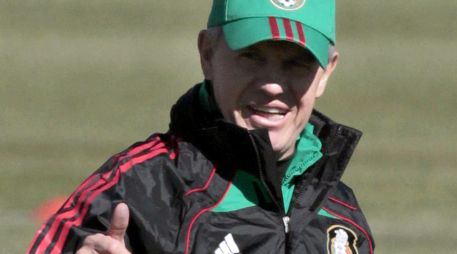 Javier Aguirre es de los entrenadores más exitosos de México. EFE  /