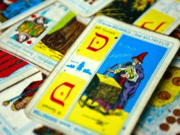 En el Centro de Guadalajara abundan las librerías esotéricas, que ofrecen el servicio de lectura de tarot y curaciones. E. PACHECO  /