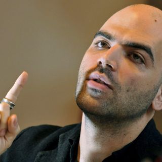Roberto Saviano alza su voz crítica