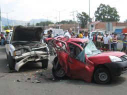El vehículo Platina quedó destruido y fue llevado a un corralón. O. RUVALCABA  /