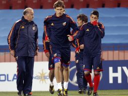 La Selección de España entrenó ayer en el estadio Ellis Park en Johannesburgo, donde hoy se enfrentarán a Honduras. EFE  /