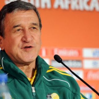 Sudáfrica no espera ayuda