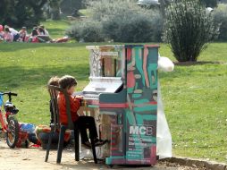 Personas de todas las edades pueden participar en el programa y divertirse. ESPECIAL  /