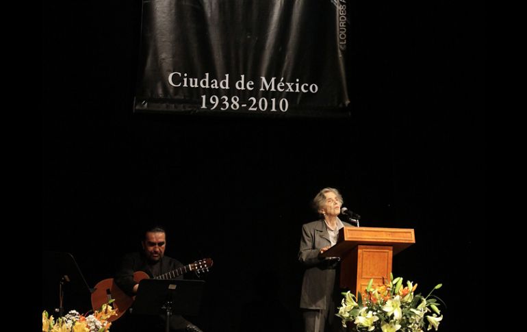 Poniatowska asegura que Monsiváis deja un mensaje de creer en la democracia. EL UNIVERSAL  /