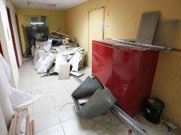 La evidencia de trabajos de remodelación sin concluir se encuentra en varias partes del piso siete del Edificio Juárez. A. CAMACHO  /