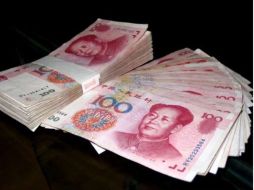 El yuan había avanzado 0.42%, a 6.7976 unidades por dólar, equivalente a 1.83 pesos por unidad china. ESPECIAL  /