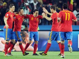 España derrotó 2-0 a Honduras con goles de David Villa, para ponerse nuevamente en carrera en la Copa Mundial. NTX  /