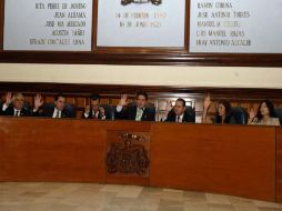 La fracción priista del Ayuntamiento tapatío justifica que su intención es obtener un ahorro en el pago de intereses. E. BARRERA  /