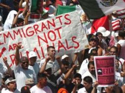 Desde que se anunció la Ley antiinmigrantes en Arizona, las manisfetaciones en su contra se han mantenido. ARCHIVO  /