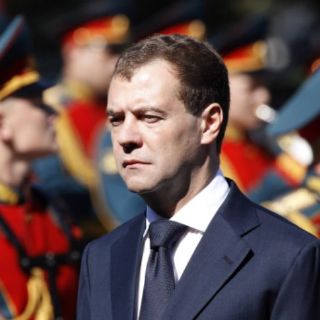 Dmitry Medvédev inicia una visita oficial a California