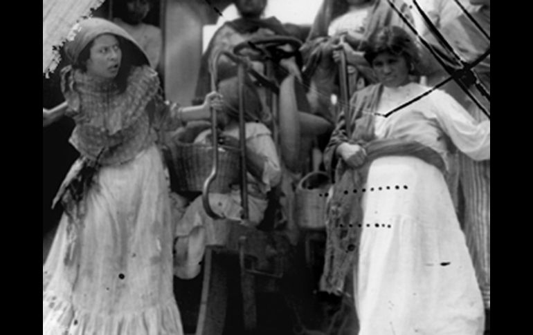 El libro habla sobre mujeres menos conocidas para la historia, pero fundamentales para el triunfo de la causa. ESPECIAL  /