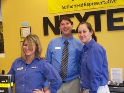 El i1 cuenta con una cámara de cinco megapíxeles con funcionalidades de etiquetado geográfico y tomas panorámicas. ESPECIAL  /