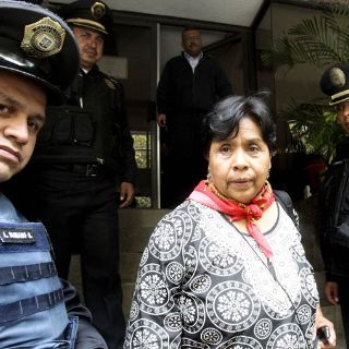 Lideresa de Atenco pide asilo político