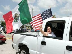 Según estudios, los inmigrantes generan el cinco por ciento del PIB de Estados Unidos. ARCHIVO  /