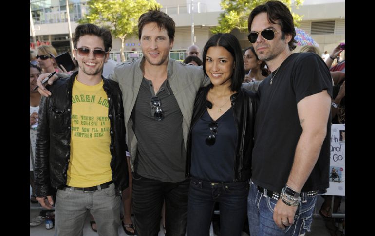 Jackson Rathbone, Peter Facinelli, Julie Jones y Billy Burke . AP  /