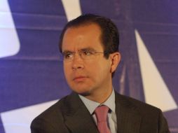 Nava dijo que el estado merece un candidato con 'manos limpias'. ESPECIAL  /