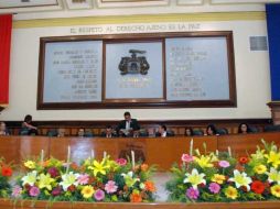 La iniciativa para firmar un convenio de colaboración con el IMSS busca terminar con el tráfico de incapacidades. ESPECIAL  /