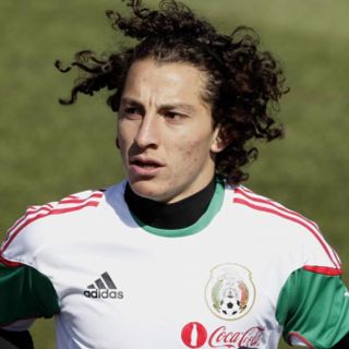 Aston Villa y Valencia ponen el ojo en Guardado