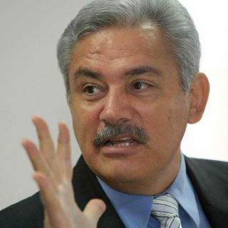 Alberto Cárdenas apoya Vía Exprés
