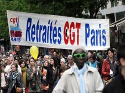 En la manifestación del 01 de mayo para protestar en contra de ésta reforma participaron alrededor de 45 mil personas. AFP  /