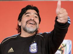 Diego Armando Maradona, seleccionador de Argentina, durante una rueda de prensa. EFE  /