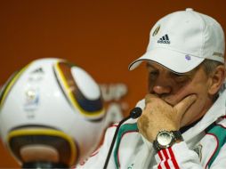 El técnico de la Selección mexicana, Javier Aguirre en una rueda de prensa. AFP  /
